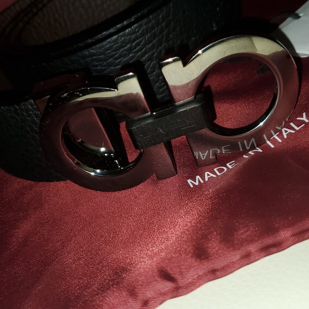 Reversible Double Gancio Belt

SALVATORE FERRAGAMO